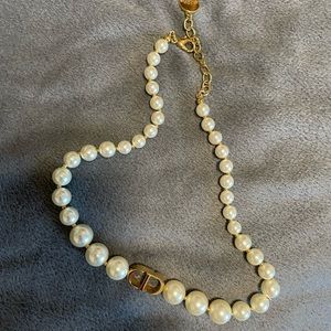 Authentic Dior Pearl necklace choker